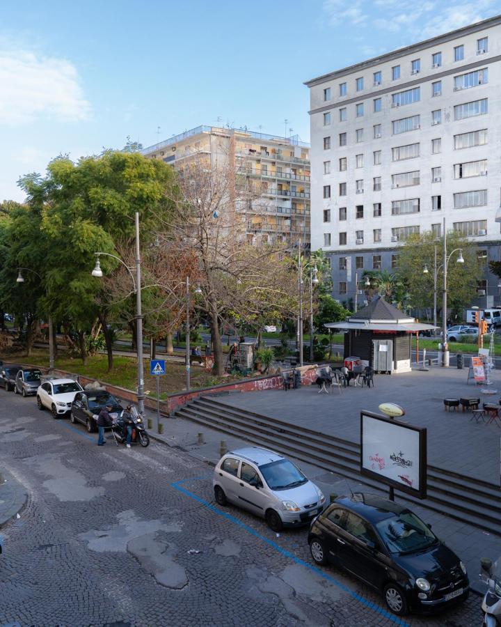 Dimora Cavour Hotel Nápoly Kültér fotó