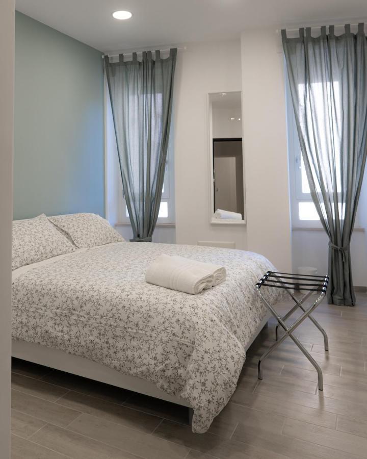 Dimora Cavour Hotel Nápoly Kültér fotó