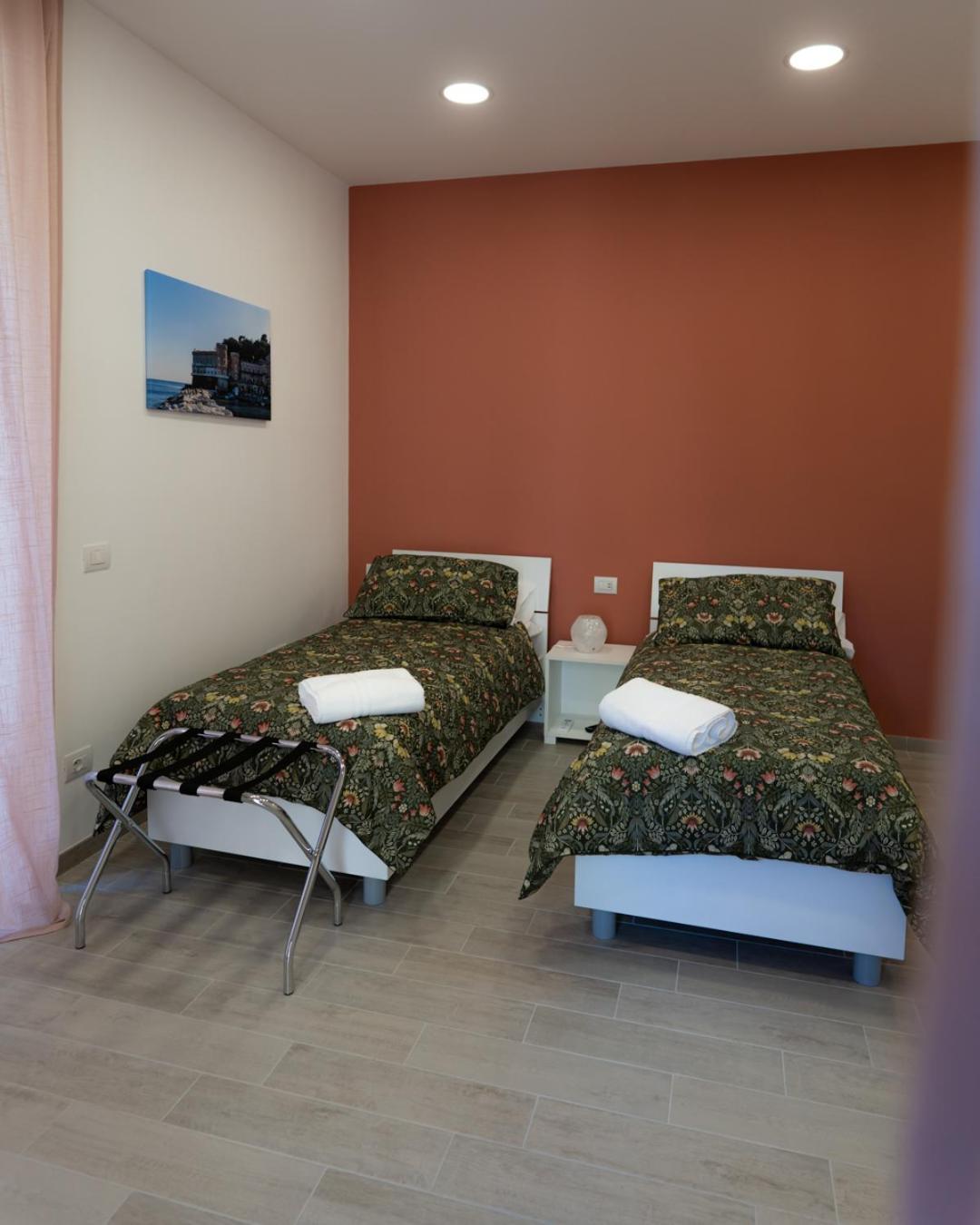 Dimora Cavour Hotel Nápoly Szoba fotó